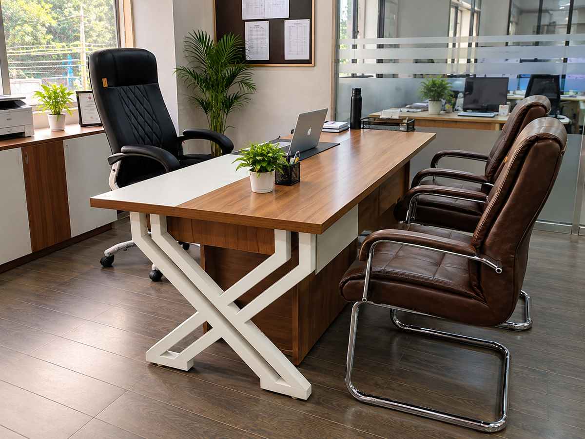Modern Office Desk with Visitor Chairs